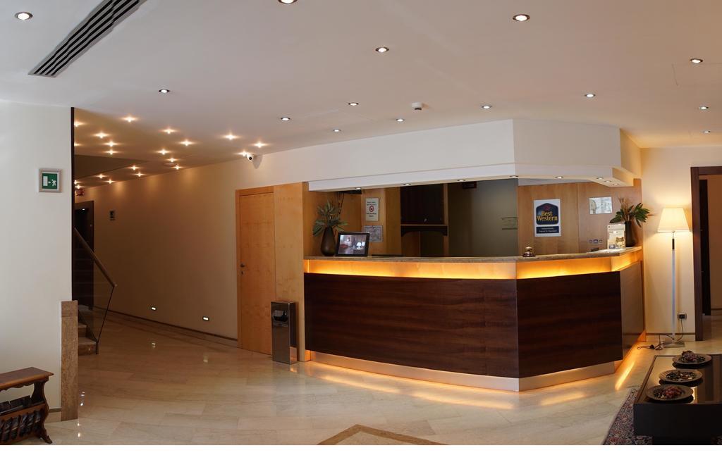 Suites & Residence Hotel Pozzuoli Exterior photo